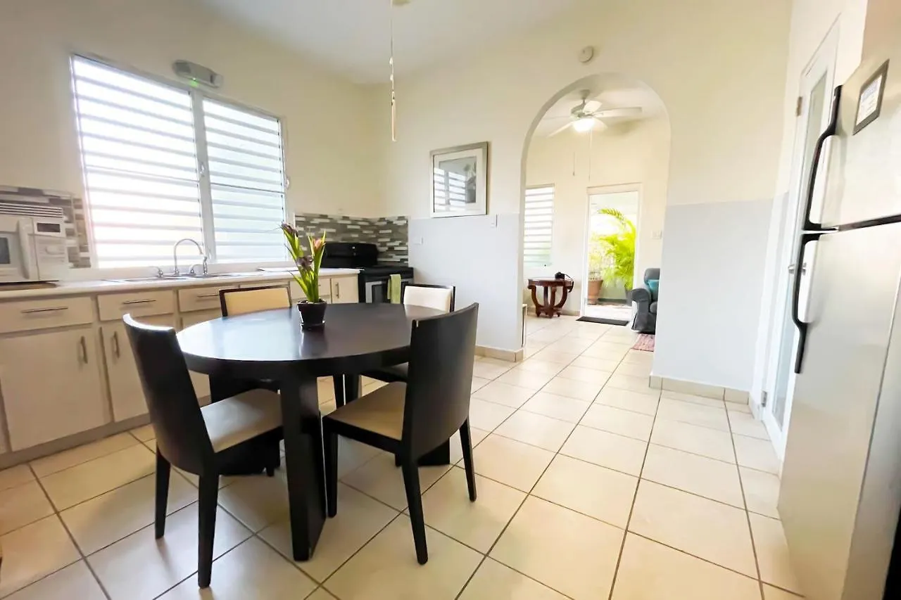 Prime Location At Condado Beach 2Br 1 Ba - Apt 3 San Juan 0*,  Puerto Rico